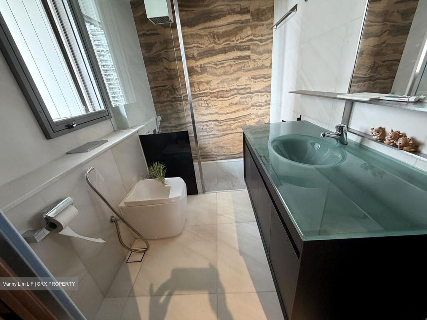 SilverSea (D15), Condominium #515869291